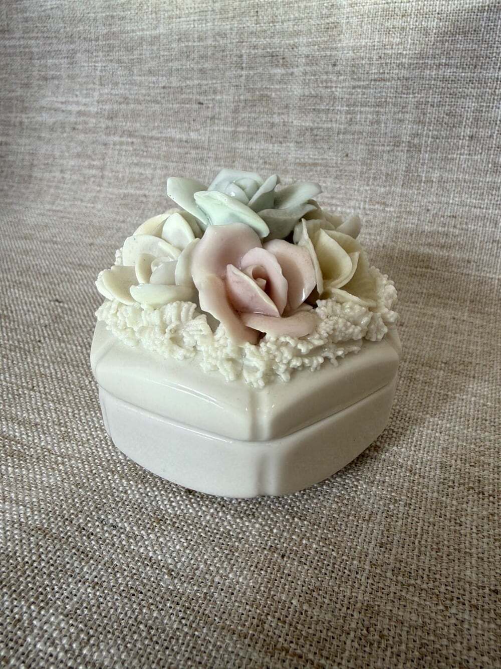 VTG Collectible China White Flowers Trinket Box